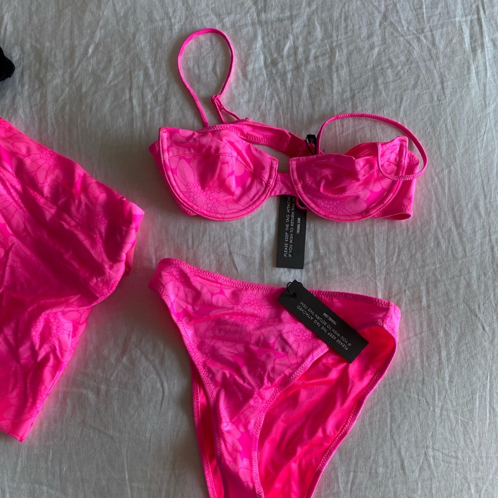 Triangl Rhian Pink Pitaya Bikini Set